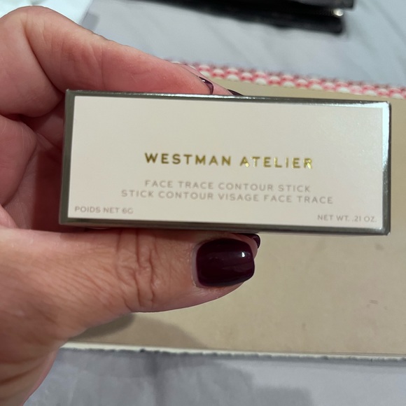 Makeup - Picture 4 of 13